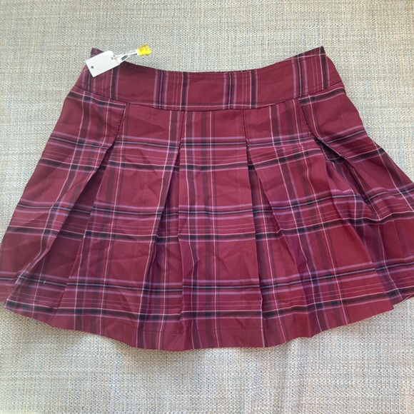 Teens red striped skirt - Picture 2 of 2